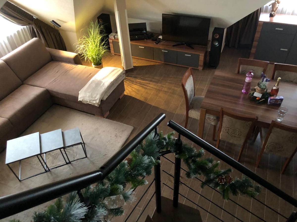 Apartment Horec โดโนวาลี ภายนอก รูปภาพ