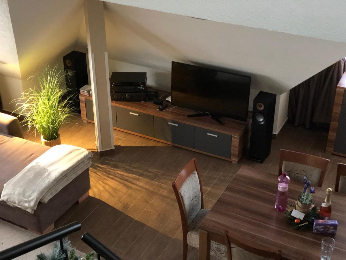 Apartment Horec โดโนวาลี ภายนอก รูปภาพ