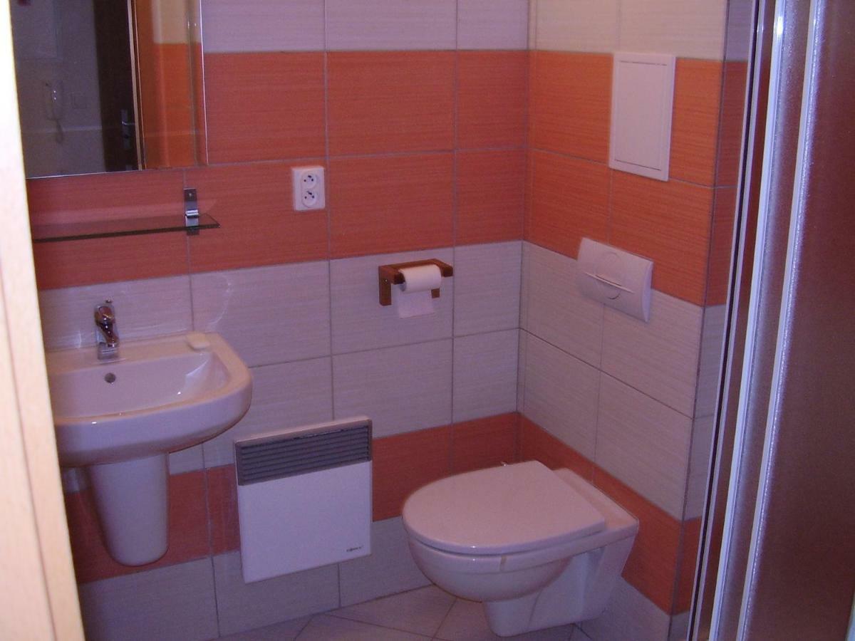 Apartment Horec โดโนวาลี ภายนอก รูปภาพ