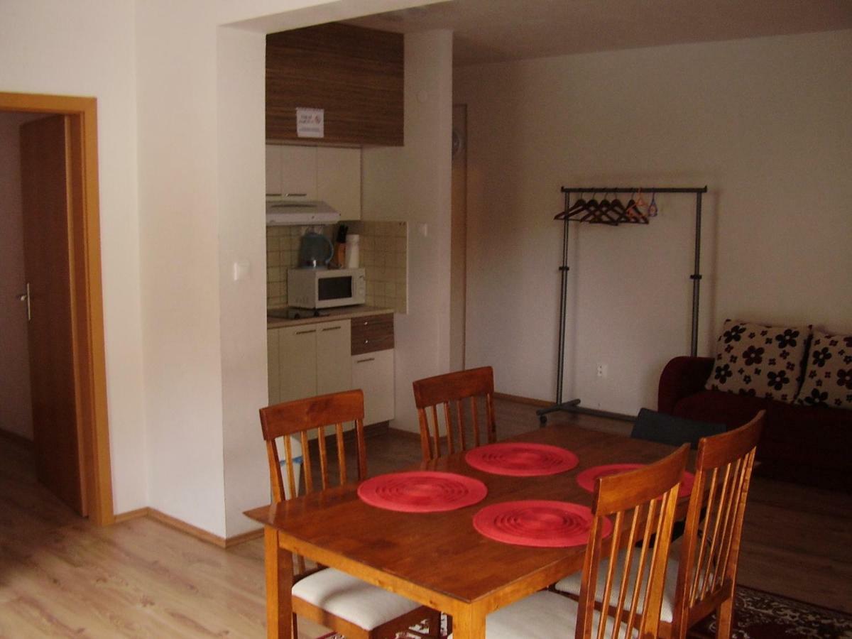 Apartment Horec โดโนวาลี ภายนอก รูปภาพ