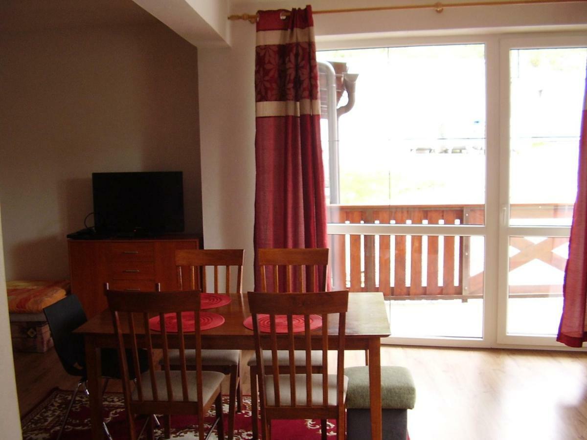 Apartment Horec โดโนวาลี ภายนอก รูปภาพ
