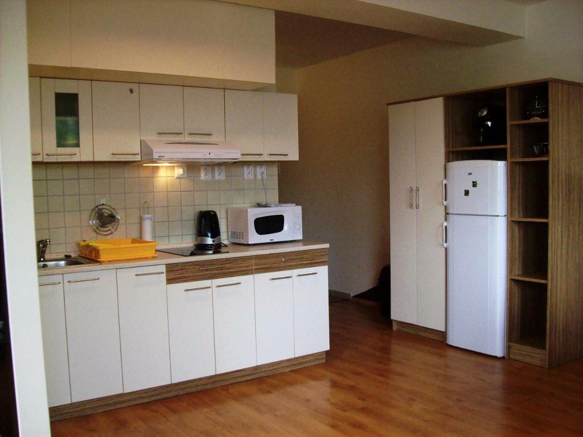 Apartment Horec โดโนวาลี ภายนอก รูปภาพ