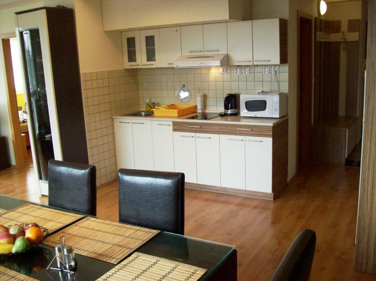 Apartment Horec โดโนวาลี ภายนอก รูปภาพ